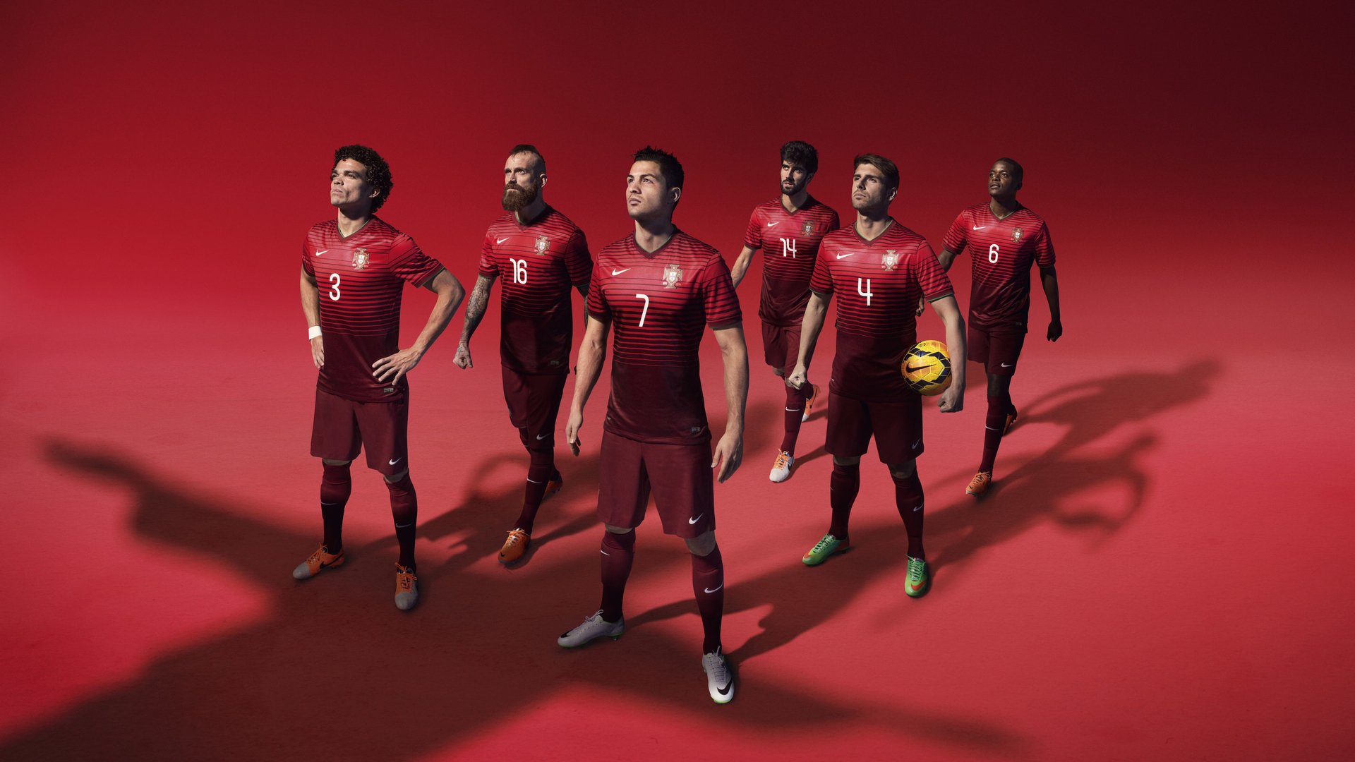 季后赛表现高于常规赛的球员名单,季后赛和常规赛